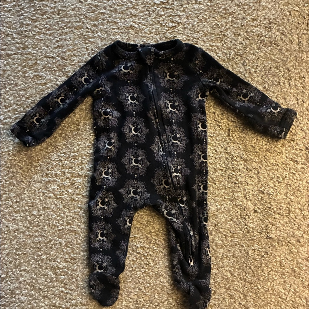 kate quinn Footie
